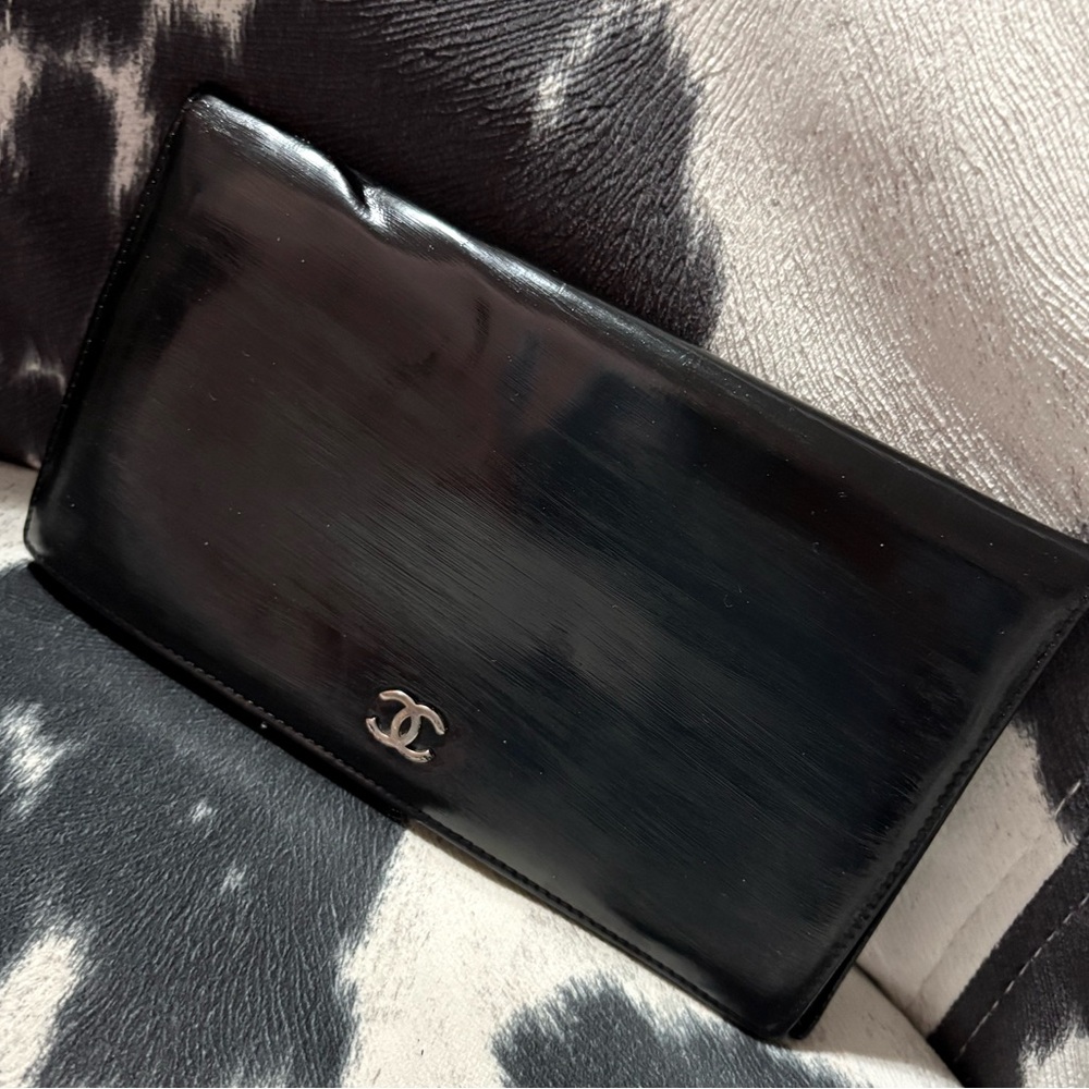 CHANEL Black Patent Flap Wallet